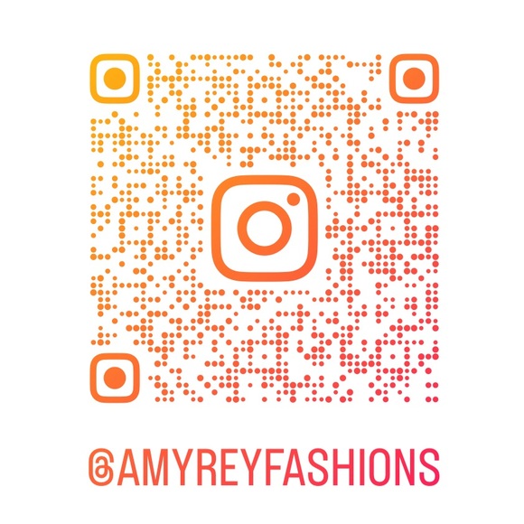 Amy Is Live Now! Like This to be notified when I go live! - Picture 2 of 4